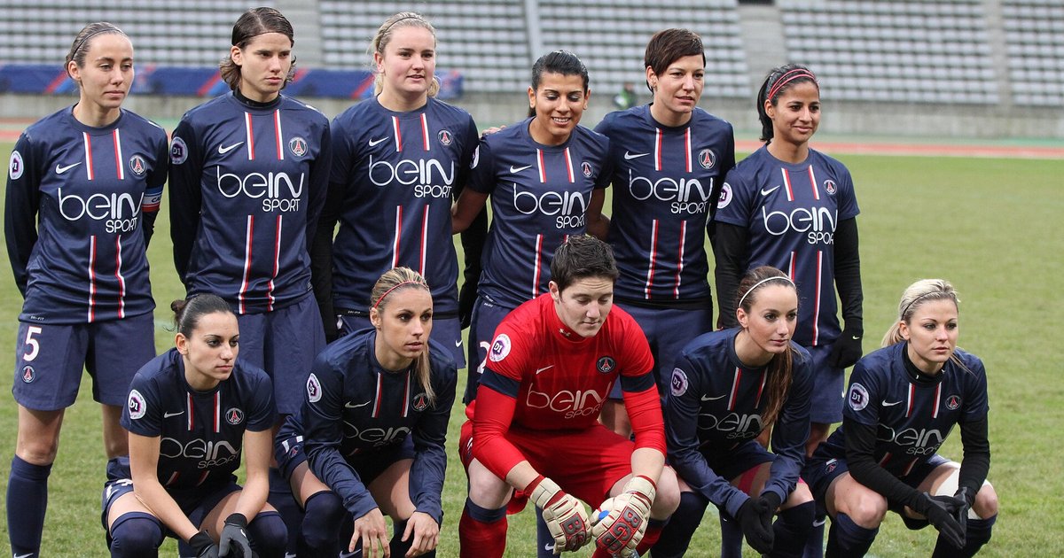 Para pemain Paris Saint-Germain di Parc des Princes jelang laga Liga Champions melawan Barcelona